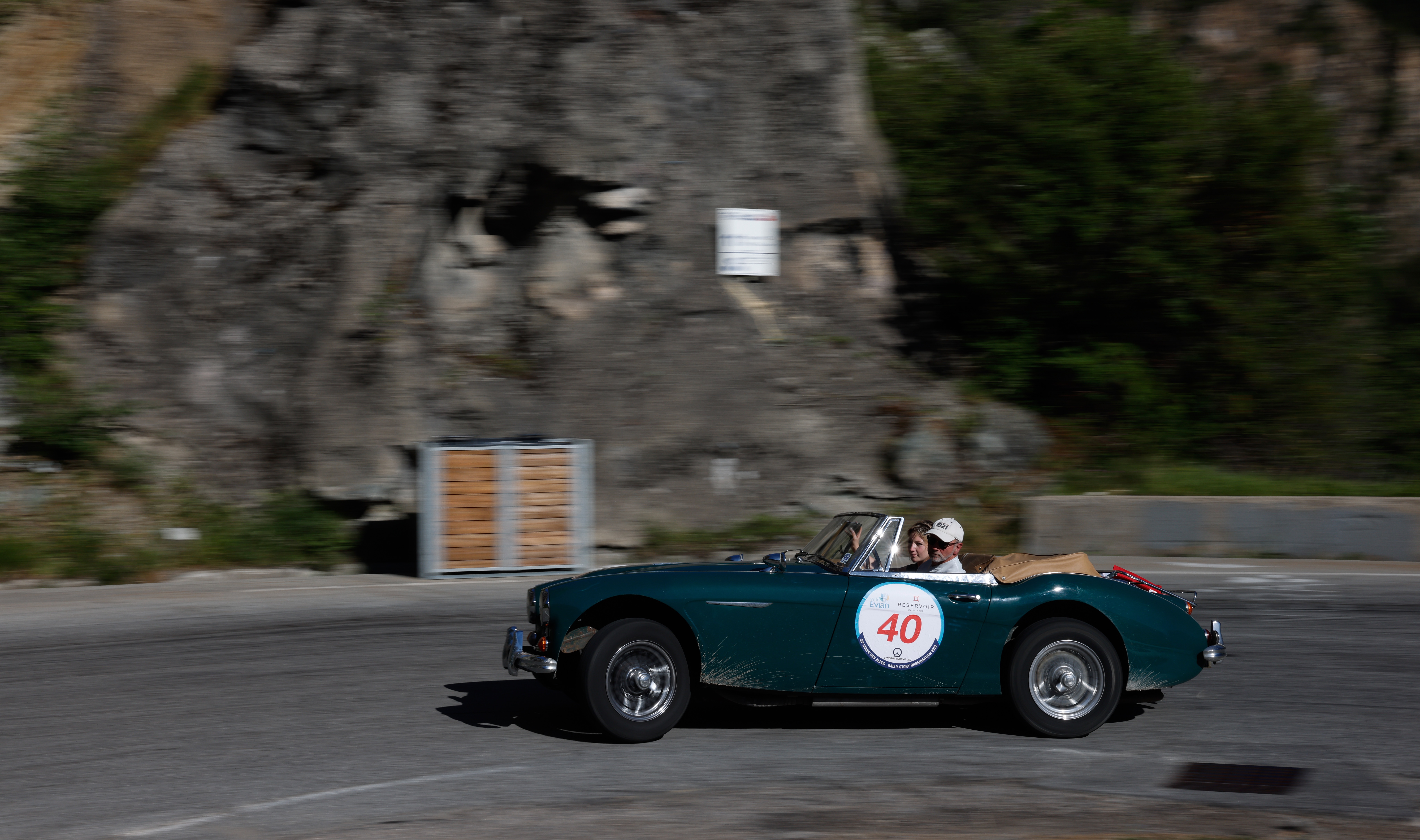 Switchback | 40 STOATE Chris, STOATE Hayley, Austin Healey 3000, action during the 33rd Coupe des Alpes between Evian and Cannes, from June 8 to 11, 2022 in France - Photo Greg / DPPI | Julien Delfosse